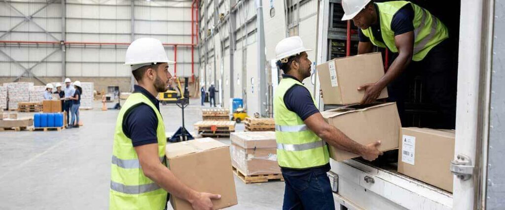 What is cross docking is best explained by the warehouse workers loading=